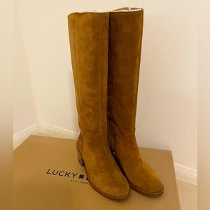 LUCKY Brand Boots in color honey!